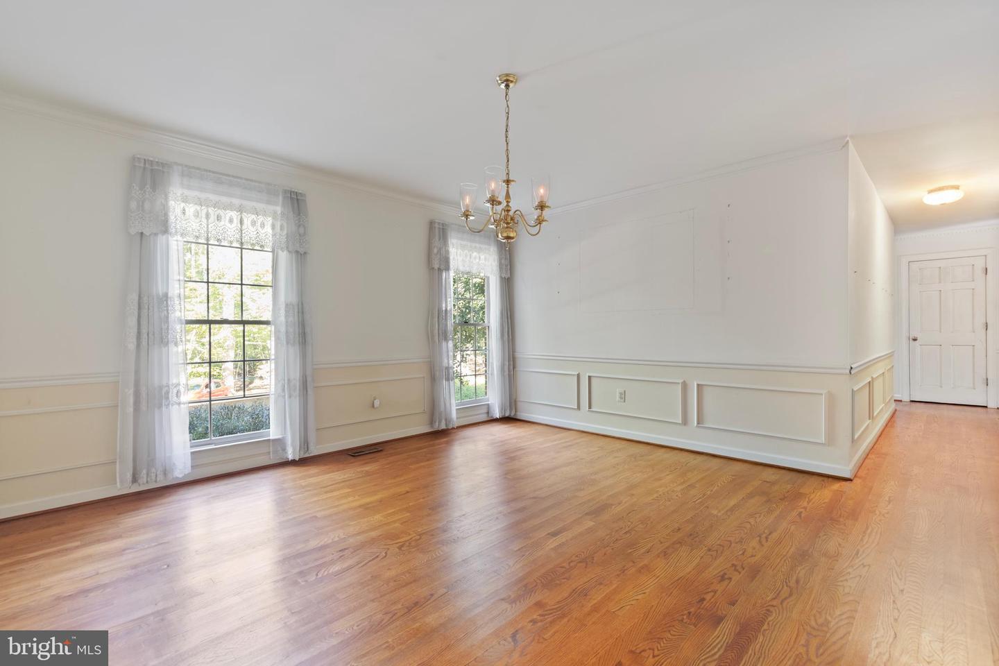 7625 KINCHELOE RD, CLIFTON, Virginia 20124, 4 Bedrooms Bedrooms, ,3 BathroomsBathrooms,Residential,For sale,7625 KINCHELOE RD,VAFX2269918 MLS # VAFX2269918