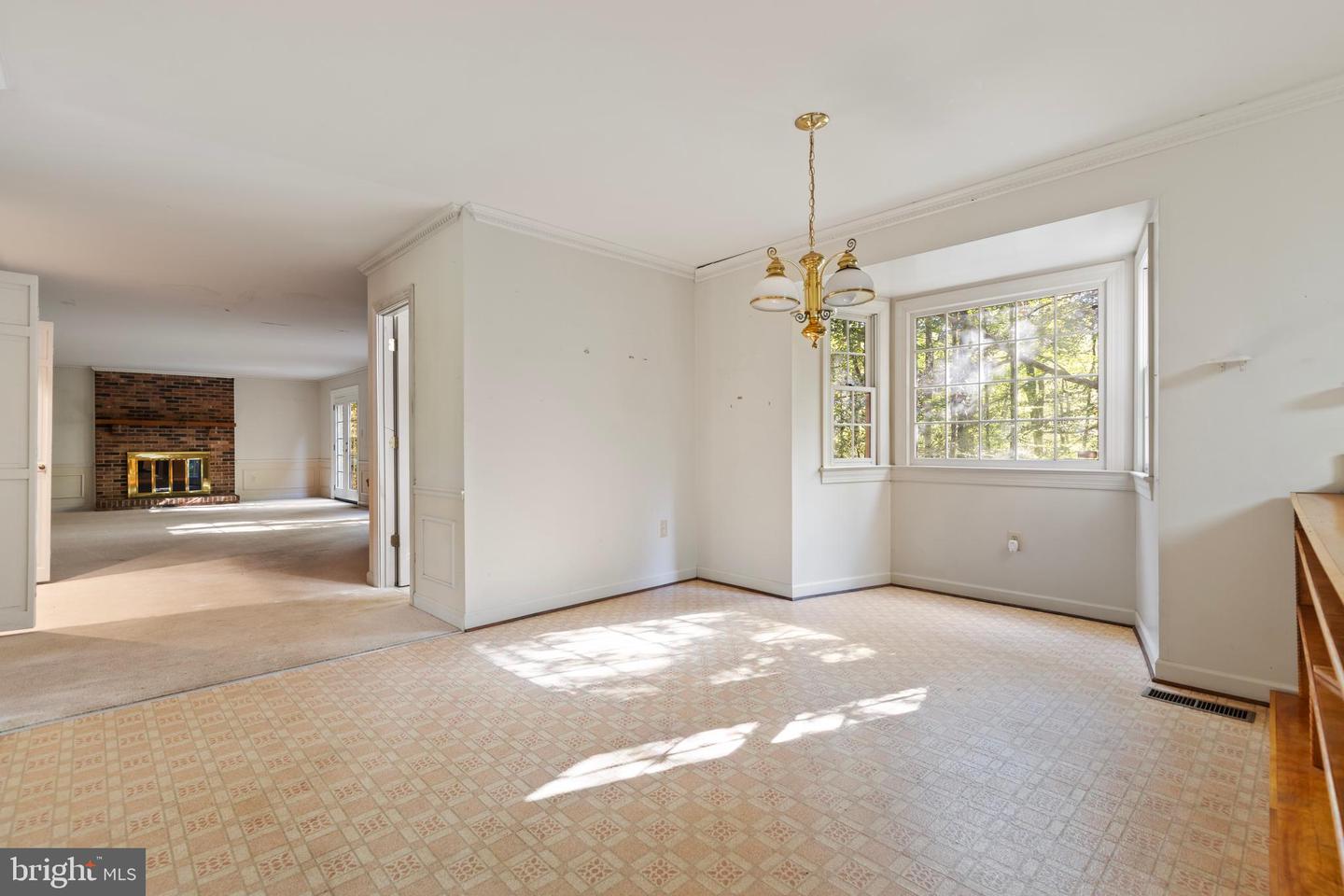 7625 KINCHELOE RD, CLIFTON, Virginia 20124, 4 Bedrooms Bedrooms, ,3 BathroomsBathrooms,Residential,For sale,7625 KINCHELOE RD,VAFX2269918 MLS # VAFX2269918