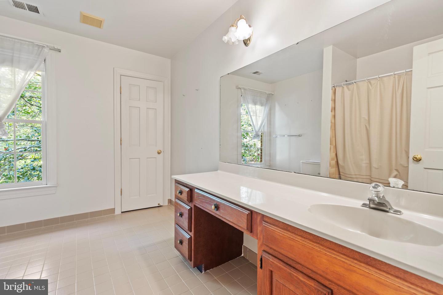 7625 KINCHELOE RD, CLIFTON, Virginia 20124, 4 Bedrooms Bedrooms, ,3 BathroomsBathrooms,Residential,For sale,7625 KINCHELOE RD,VAFX2269918 MLS # VAFX2269918