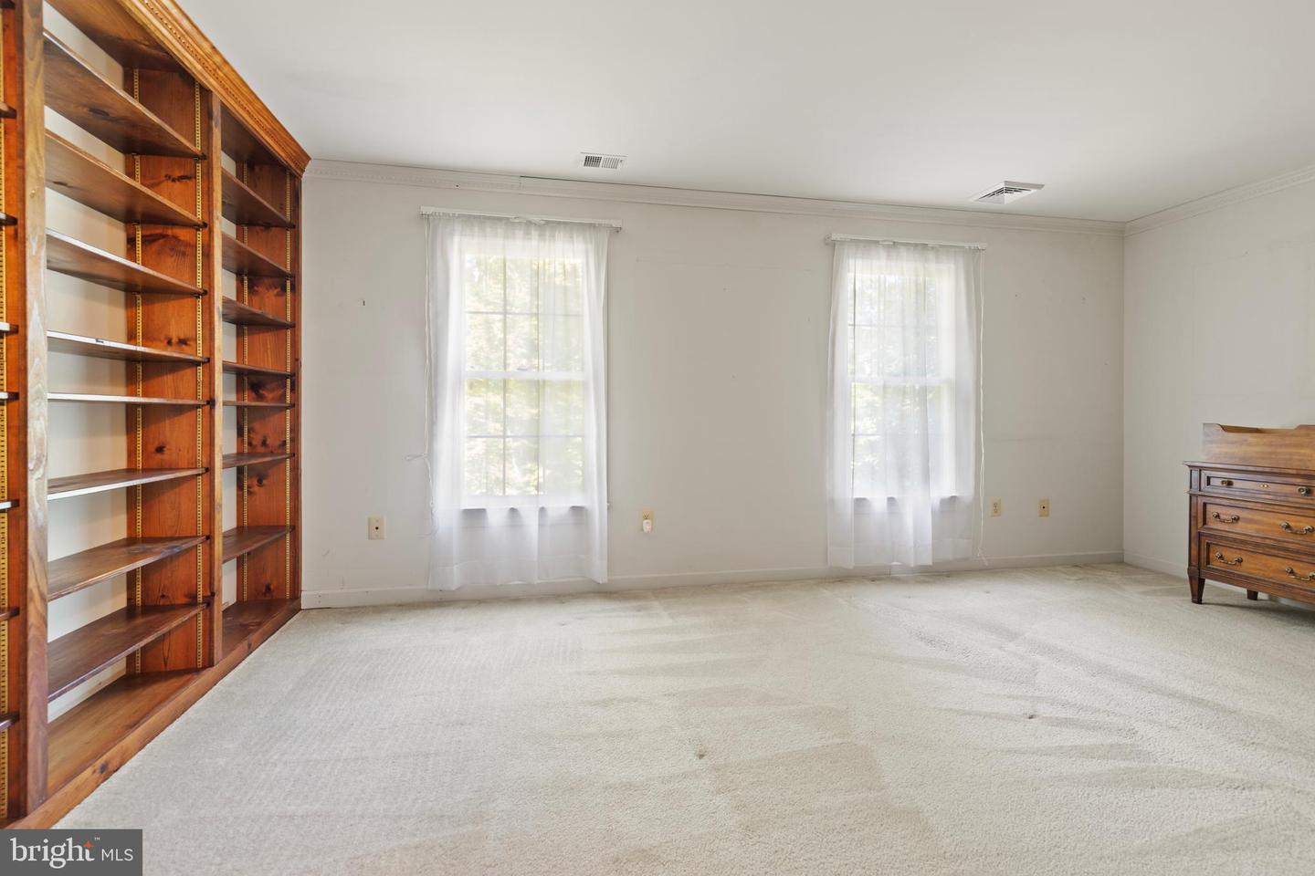 7625 KINCHELOE RD, CLIFTON, Virginia 20124, 4 Bedrooms Bedrooms, ,3 BathroomsBathrooms,Residential,For sale,7625 KINCHELOE RD,VAFX2269918 MLS # VAFX2269918