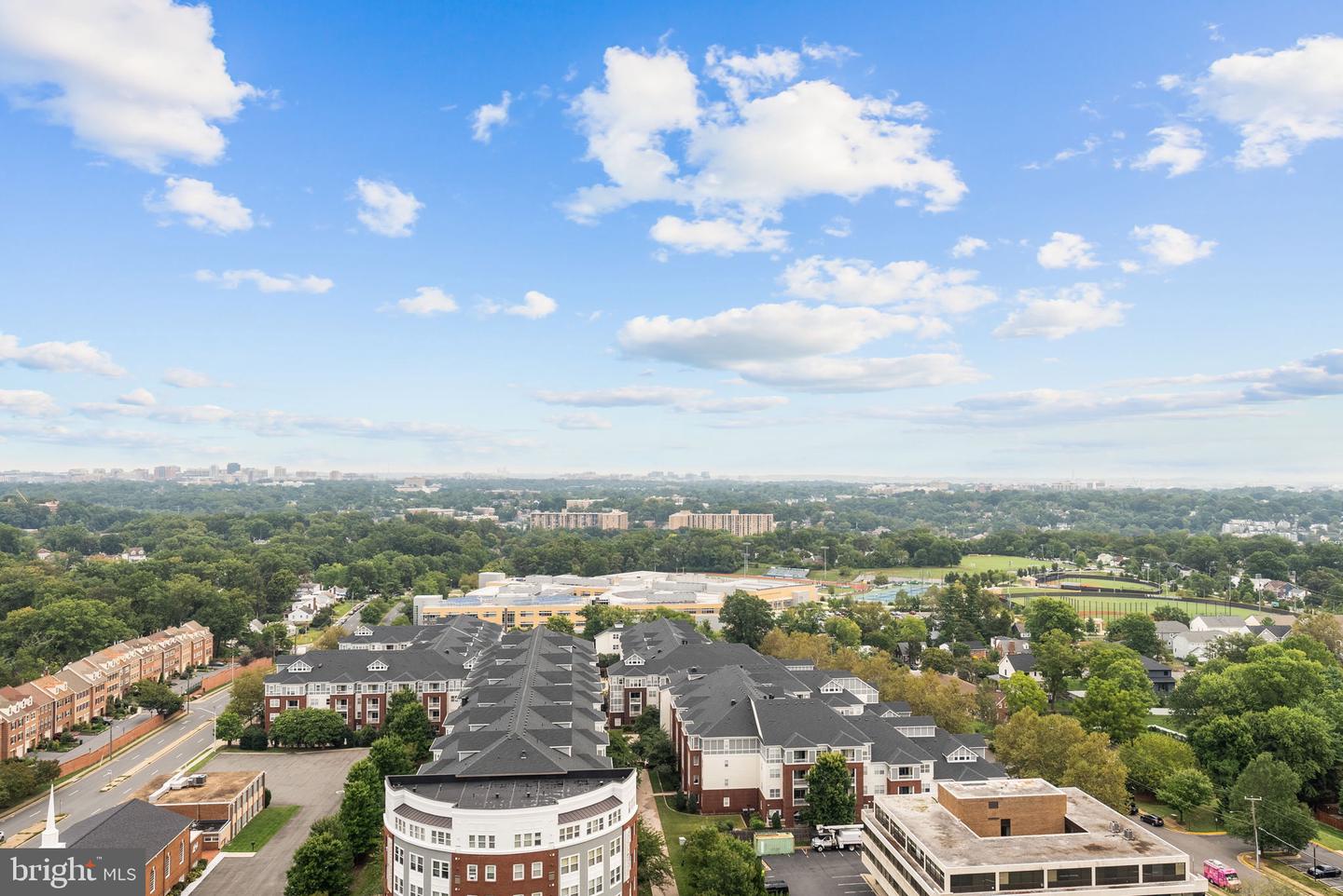 3701 S GEORGE MASON DR #2111N, FALLS CHURCH, Virginia 22041, 2 Bedrooms Bedrooms, ,1 BathroomBathrooms,Residential,For sale,3701 S GEORGE MASON DR #2111N,VAFX2270130 MLS # VAFX2270130