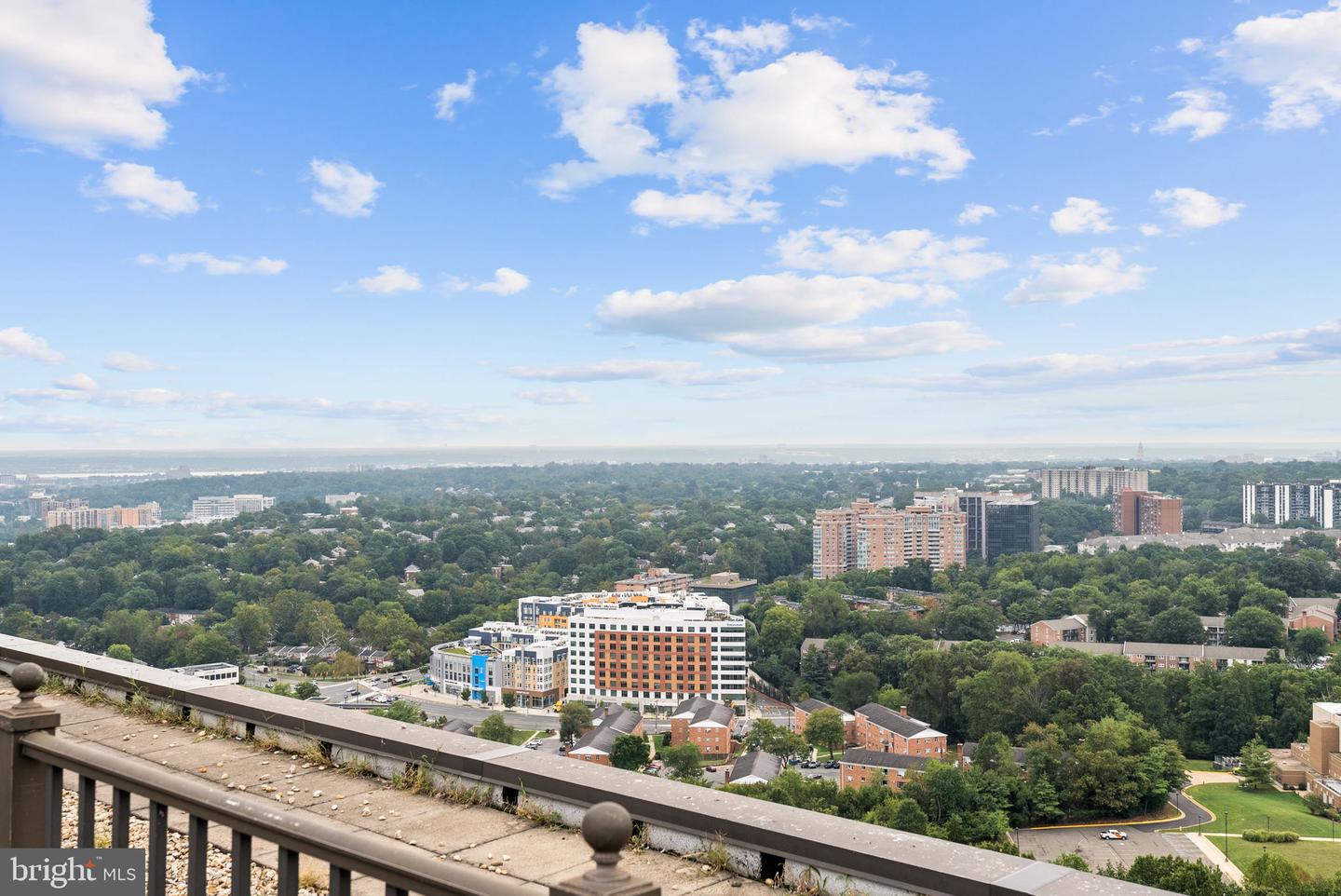 3701 S GEORGE MASON DR #2111N, FALLS CHURCH, Virginia 22041, 2 Bedrooms Bedrooms, ,1 BathroomBathrooms,Residential,For sale,3701 S GEORGE MASON DR #2111N,VAFX2270130 MLS # VAFX2270130