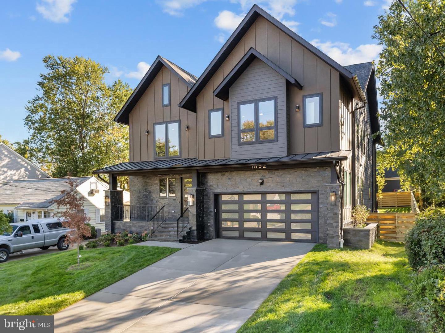 1852 GRIFFITH RD, FALLS CHURCH, Virginia 22043, 6 Bedrooms Bedrooms, ,6 BathroomsBathrooms,Residential,For sale,1852 GRIFFITH RD,VAFX2270234 MLS # VAFX2270234