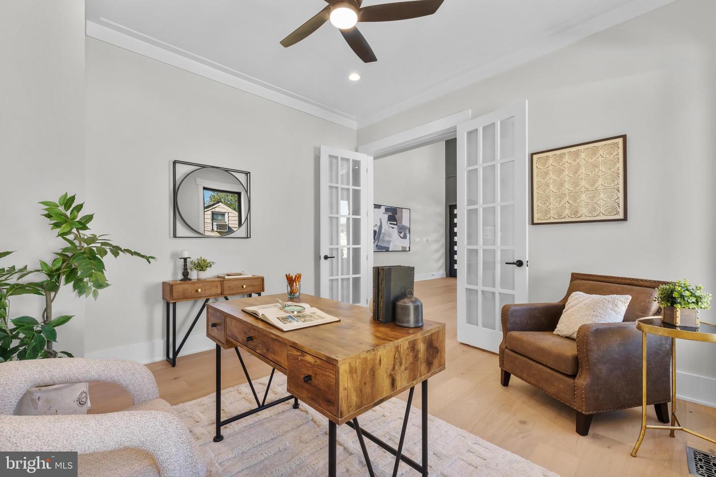 1852 GRIFFITH RD, FALLS CHURCH, Virginia 22043, 6 Bedrooms Bedrooms, ,6 BathroomsBathrooms,Residential,For sale,1852 GRIFFITH RD,VAFX2270234 MLS # VAFX2270234
