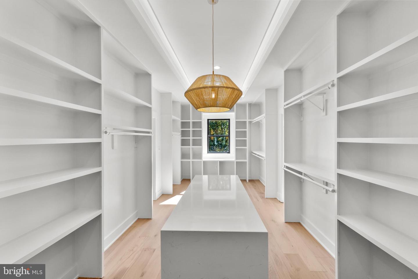 1852 GRIFFITH RD, FALLS CHURCH, Virginia 22043, 6 Bedrooms Bedrooms, ,6 BathroomsBathrooms,Residential,For sale,1852 GRIFFITH RD,VAFX2270234 MLS # VAFX2270234