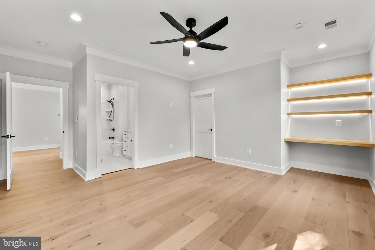 1852 GRIFFITH RD, FALLS CHURCH, Virginia 22043, 6 Bedrooms Bedrooms, ,6 BathroomsBathrooms,Residential,For sale,1852 GRIFFITH RD,VAFX2270234 MLS # VAFX2270234