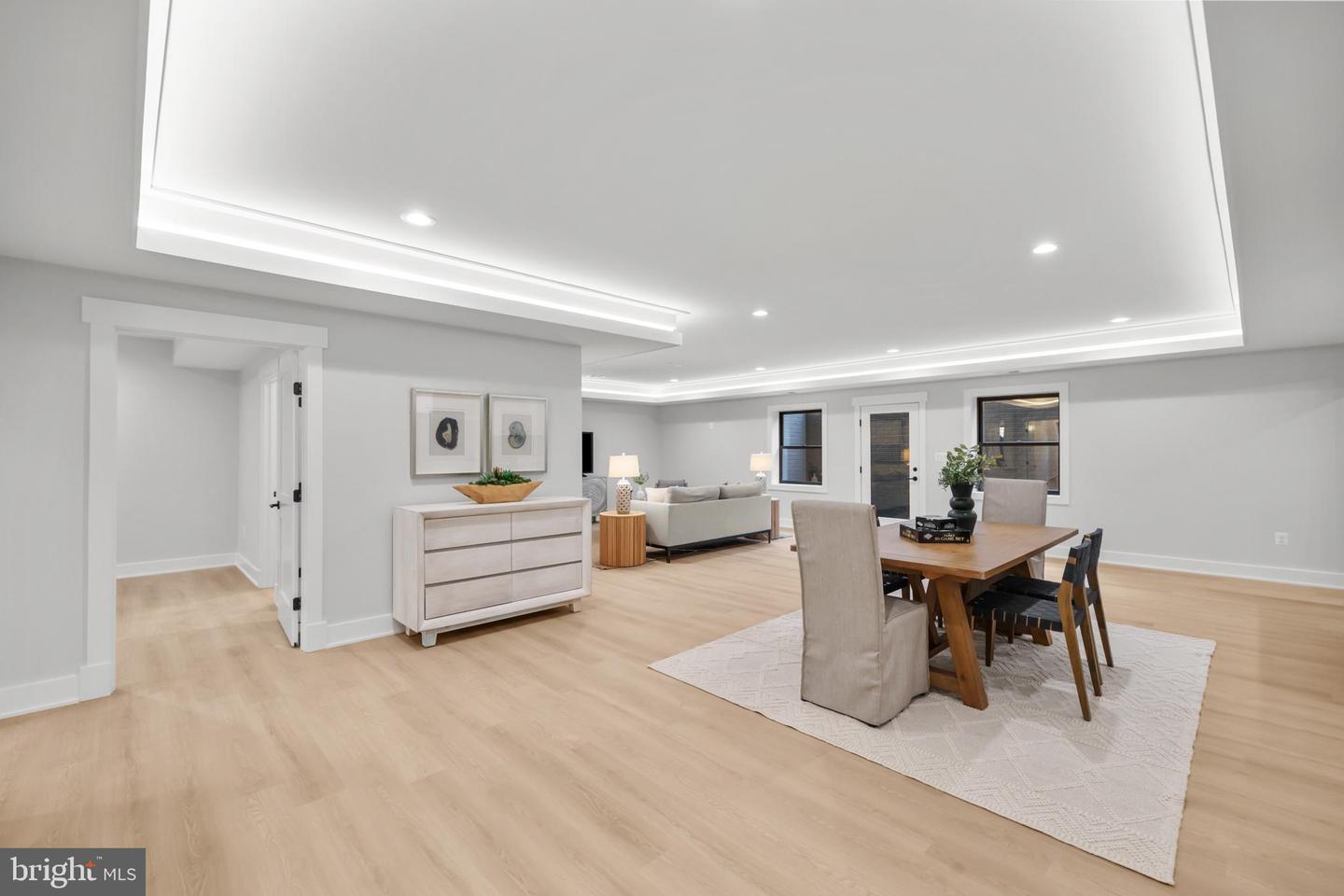 1852 GRIFFITH RD, FALLS CHURCH, Virginia 22043, 6 Bedrooms Bedrooms, ,6 BathroomsBathrooms,Residential,For sale,1852 GRIFFITH RD,VAFX2270234 MLS # VAFX2270234