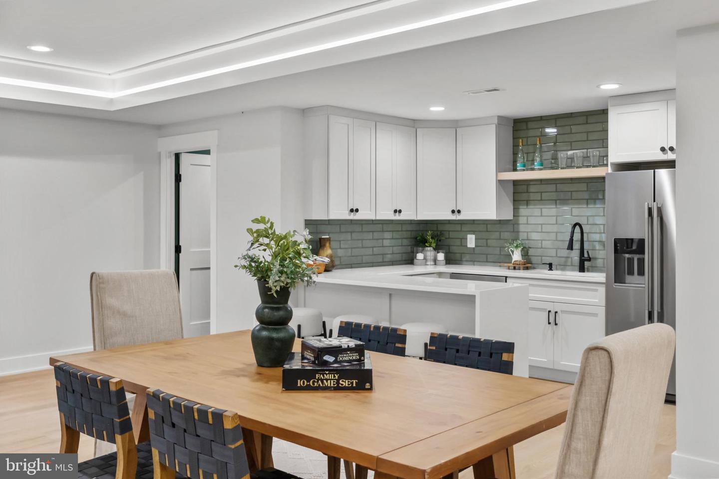 1852 GRIFFITH RD, FALLS CHURCH, Virginia 22043, 6 Bedrooms Bedrooms, ,6 BathroomsBathrooms,Residential,For sale,1852 GRIFFITH RD,VAFX2270234 MLS # VAFX2270234