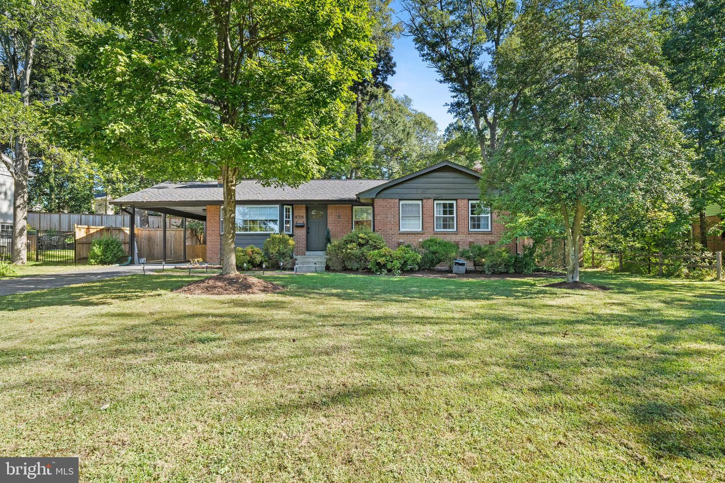 8705 STOCKTON PKWY, ALEXANDRIA, Virginia 22308, 3 Bedrooms Bedrooms, ,2 BathroomsBathrooms,Residential,For sale,8705 STOCKTON PKWY,VAFX2270600 MLS # VAFX2270600