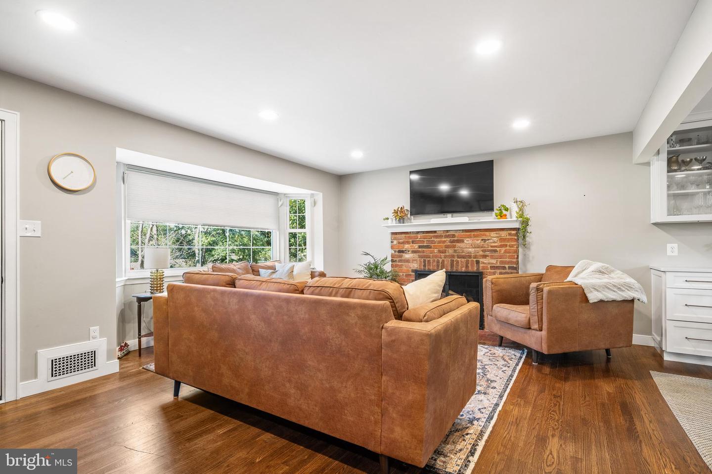 8705 STOCKTON PKWY, ALEXANDRIA, Virginia 22308, 3 Bedrooms Bedrooms, ,2 BathroomsBathrooms,Residential,For sale,8705 STOCKTON PKWY,VAFX2270600 MLS # VAFX2270600