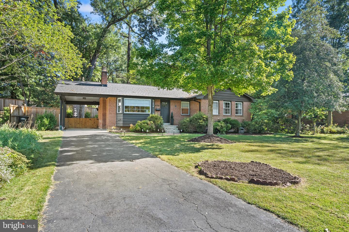 8705 STOCKTON PKWY, ALEXANDRIA, Virginia 22308, 3 Bedrooms Bedrooms, ,2 BathroomsBathrooms,Residential,For sale,8705 STOCKTON PKWY,VAFX2270600 MLS # VAFX2270600