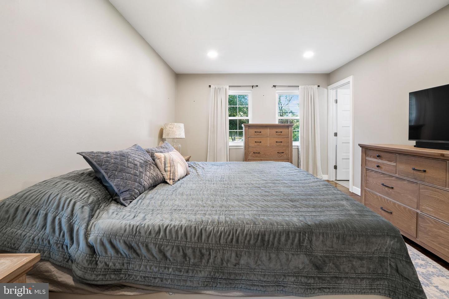8705 STOCKTON PKWY, ALEXANDRIA, Virginia 22308, 3 Bedrooms Bedrooms, ,2 BathroomsBathrooms,Residential,For sale,8705 STOCKTON PKWY,VAFX2270600 MLS # VAFX2270600