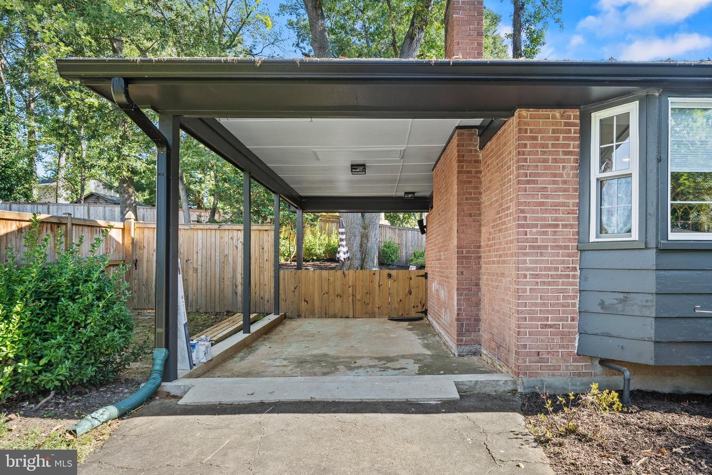 8705 STOCKTON PKWY, ALEXANDRIA, Virginia 22308, 3 Bedrooms Bedrooms, ,2 BathroomsBathrooms,Residential,For sale,8705 STOCKTON PKWY,VAFX2270600 MLS # VAFX2270600