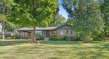 8705 STOCKTON PKWY, ALEXANDRIA, Virginia 22308, 3 Bedrooms Bedrooms, ,2 BathroomsBathrooms,Residential,For sale,8705 STOCKTON PKWY,VAFX2270600 MLS # VAFX2270600