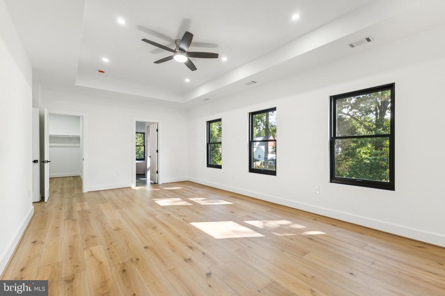 2919 LAWRENCE DR, FALLS CHURCH, Virginia 22042, 6 Bedrooms Bedrooms, ,6 BathroomsBathrooms,Residential,For sale,2919 LAWRENCE DR,VAFX2270668 MLS # VAFX2270668