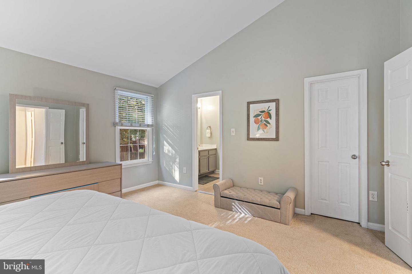 12438 ABBEY KNOLL CT, WOODBRIDGE, Virginia 22192, 4 Bedrooms Bedrooms, ,3 BathroomsBathrooms,Residential,For sale,12438 ABBEY KNOLL CT,VAPW2105394 MLS # VAPW2105394