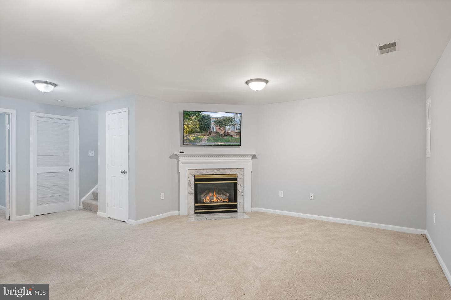 12438 ABBEY KNOLL CT, WOODBRIDGE, Virginia 22192, 4 Bedrooms Bedrooms, ,3 BathroomsBathrooms,Residential,For sale,12438 ABBEY KNOLL CT,VAPW2105394 MLS # VAPW2105394