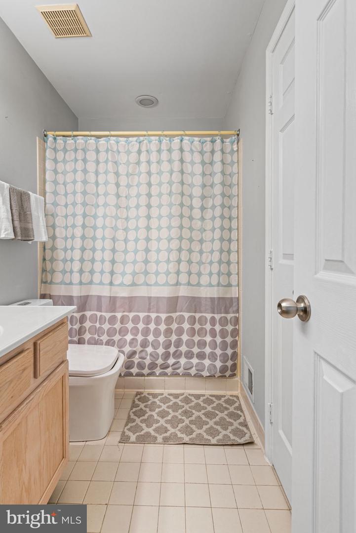 12438 ABBEY KNOLL CT, WOODBRIDGE, Virginia 22192, 4 Bedrooms Bedrooms, ,3 BathroomsBathrooms,Residential,For sale,12438 ABBEY KNOLL CT,VAPW2105394 MLS # VAPW2105394