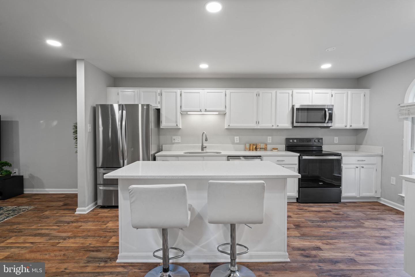 12438 ABBEY KNOLL CT, WOODBRIDGE, Virginia 22192, 4 Bedrooms Bedrooms, ,3 BathroomsBathrooms,Residential,For sale,12438 ABBEY KNOLL CT,VAPW2105394 MLS # VAPW2105394