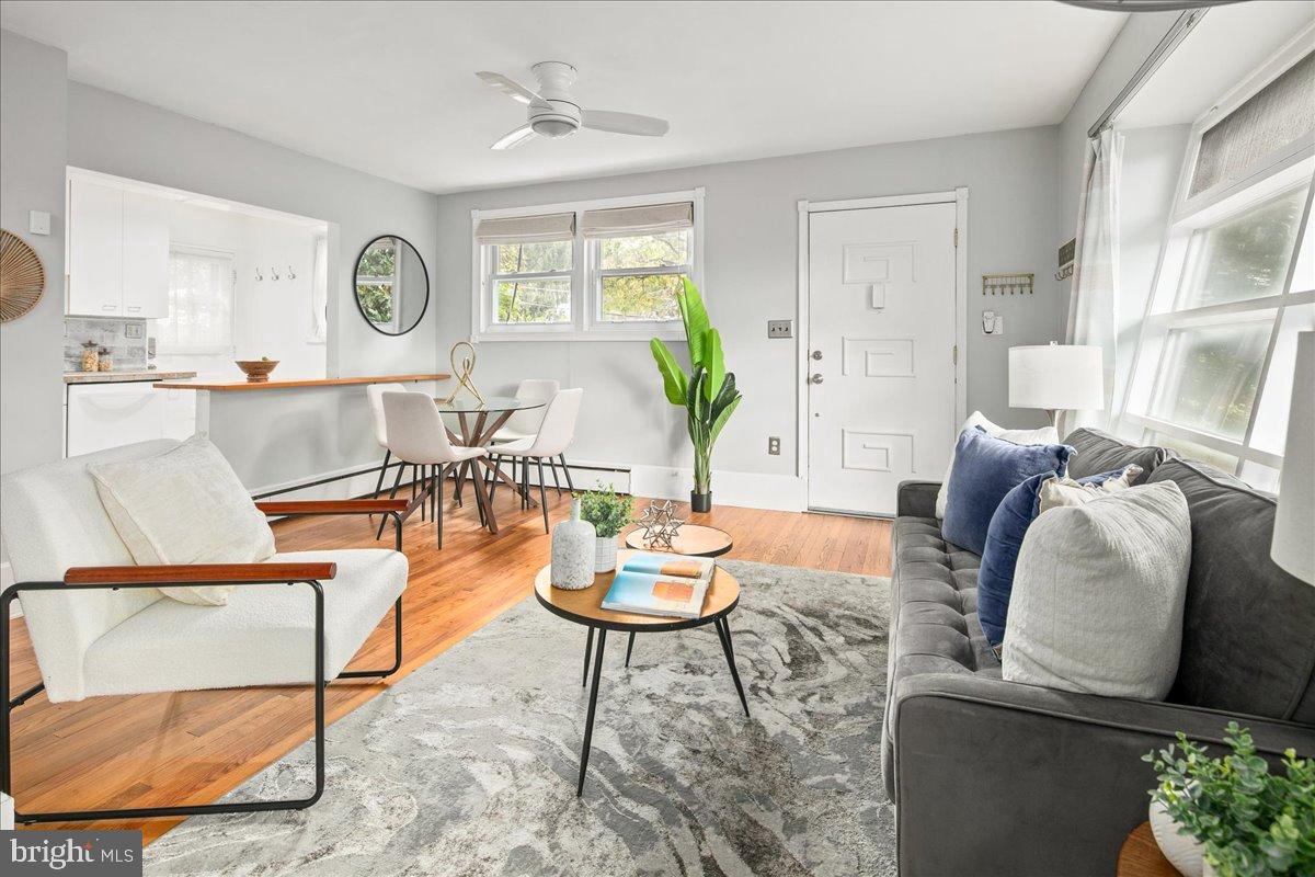 6381 LAKEWOOD DR, FALLS CHURCH, Virginia 22041, 3 Bedrooms Bedrooms, 5 Rooms Rooms,2 BathroomsBathrooms,Residential,For sale,6381 LAKEWOOD DR,VAFX2272738 MLS # VAFX2272738