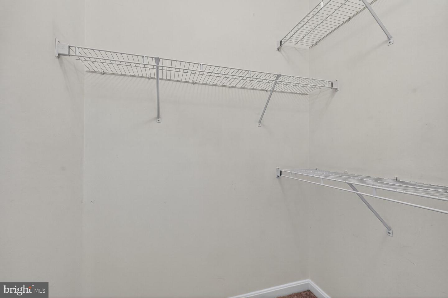 4850 EISENHOWER AVE #201, ALEXANDRIA, Virginia 22304, 2 Bedrooms Bedrooms, ,2 BathroomsBathrooms,Residential,For sale,4850 EISENHOWER AVE #201,VAAX2050530 MLS # VAAX2050530