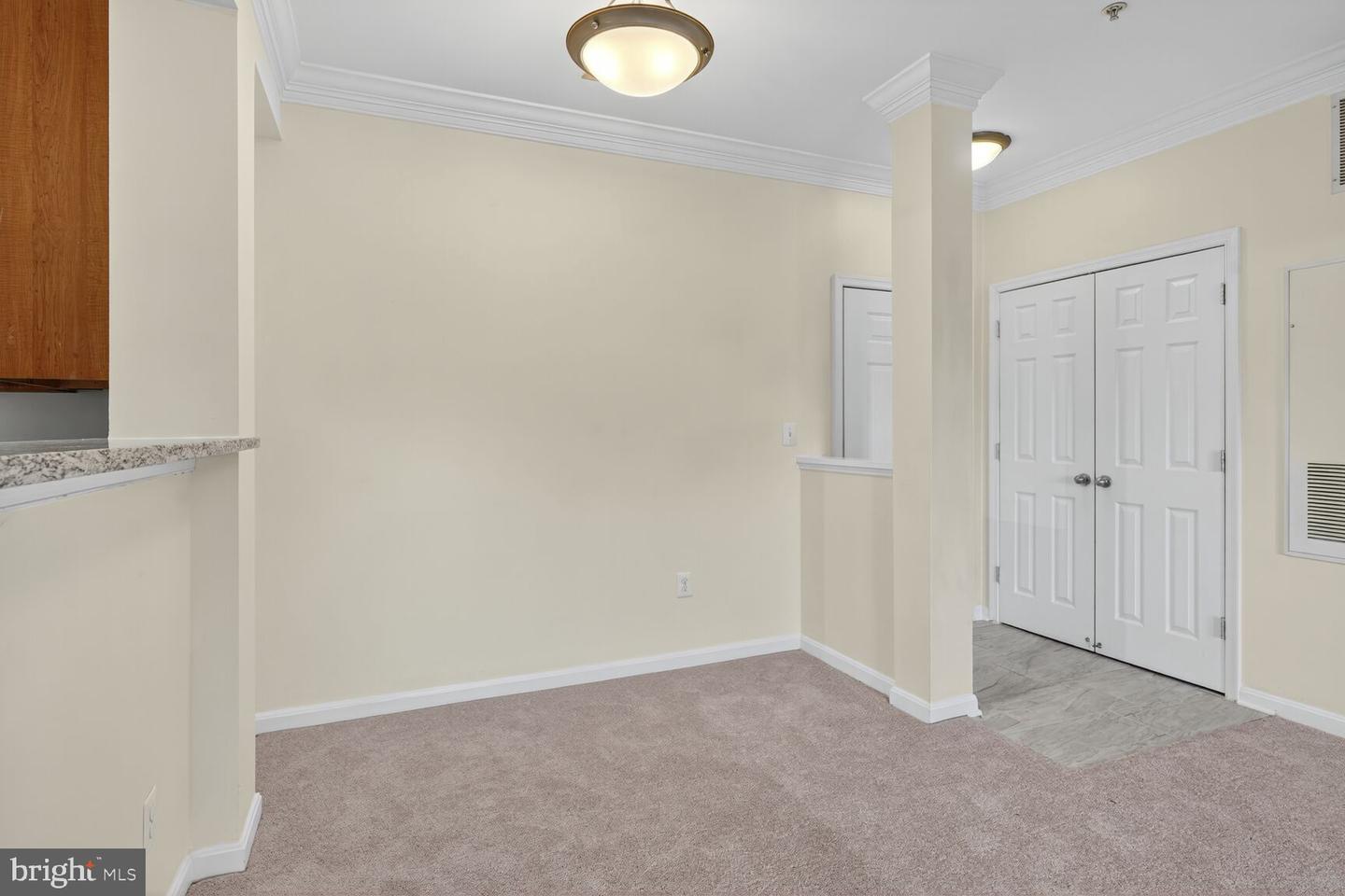 4850 EISENHOWER AVE #201, ALEXANDRIA, Virginia 22304, 2 Bedrooms Bedrooms, ,2 BathroomsBathrooms,Residential,For sale,4850 EISENHOWER AVE #201,VAAX2050530 MLS # VAAX2050530