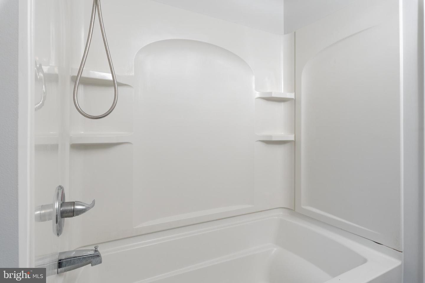 5108 FOX DEN CT, PRINCE GEORGE, Virginia 23875, 3 Bedrooms Bedrooms, ,2 BathroomsBathrooms,Residential,For sale,5108 FOX DEN CT,VAPV2000094 MLS # VAPV2000094