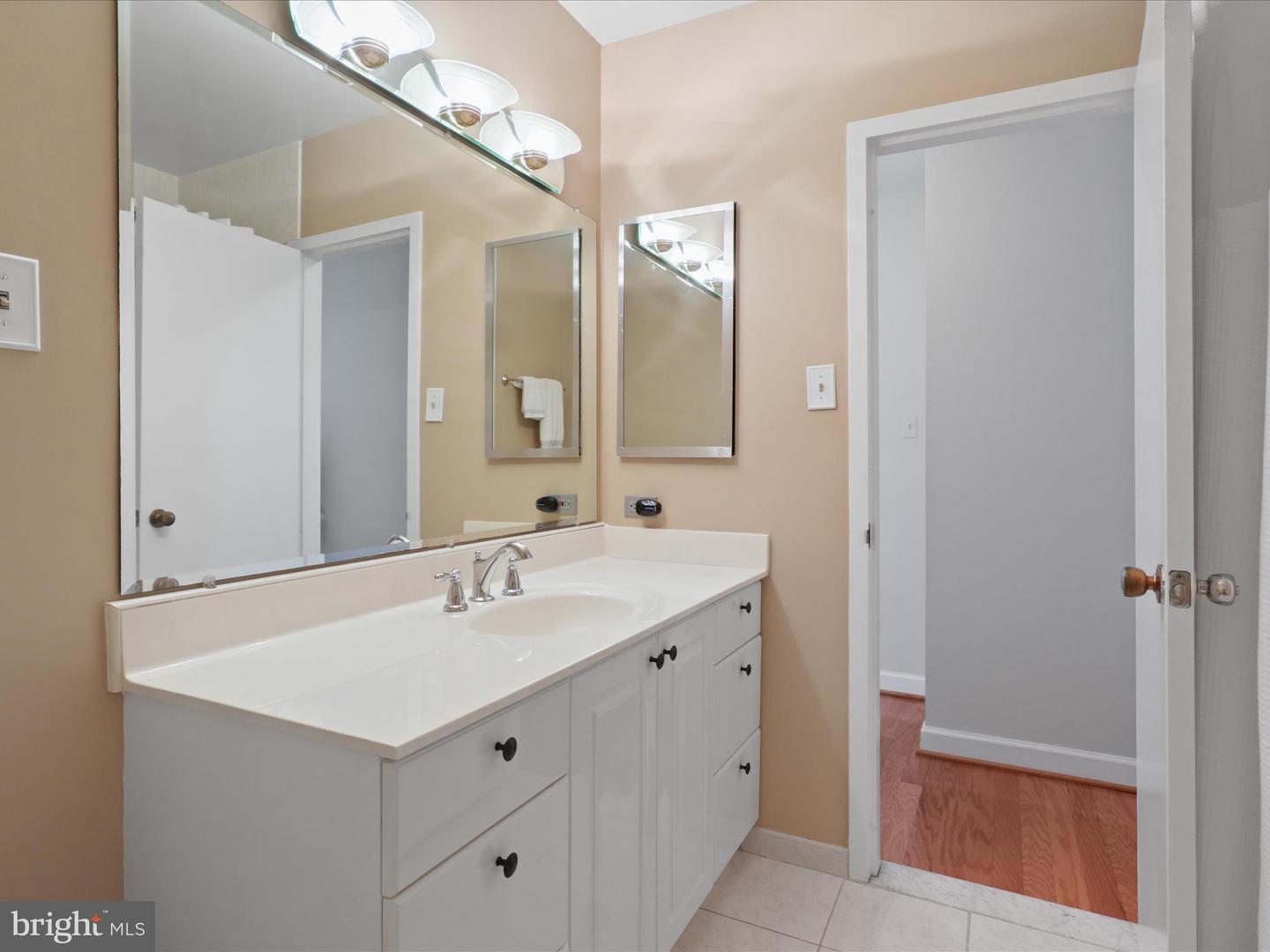 3705 S GEORGE MASON DR #2617S, FALLS CHURCH, Virginia 22041, 2 Bedrooms Bedrooms, 4 Rooms Rooms,2 BathroomsBathrooms,Residential,For sale,3705 S GEORGE MASON DR #2617S,VAFX2273044 MLS # VAFX2273044