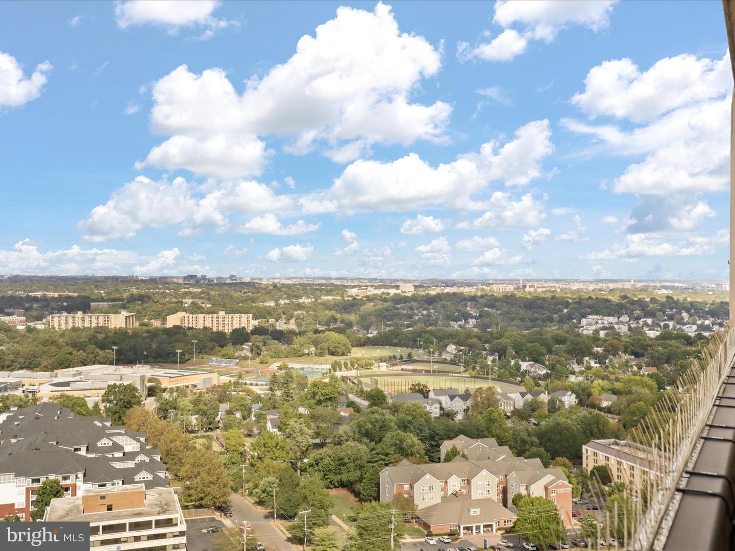 3705 S GEORGE MASON DR #2617S, FALLS CHURCH, Virginia 22041, 2 Bedrooms Bedrooms, 4 Rooms Rooms,2 BathroomsBathrooms,Residential,For sale,3705 S GEORGE MASON DR #2617S,VAFX2273044 MLS # VAFX2273044