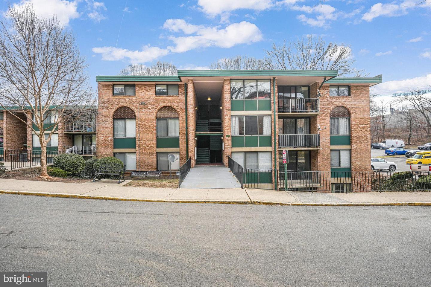 483 N ARMISTEAD ST #T3, ALEXANDRIA, Virginia 22312, 1 Bedroom Bedrooms, ,1 BathroomBathrooms,Residential,For sale,483 N ARMISTEAD ST #T3,VAAX2050596 MLS # VAAX2050596