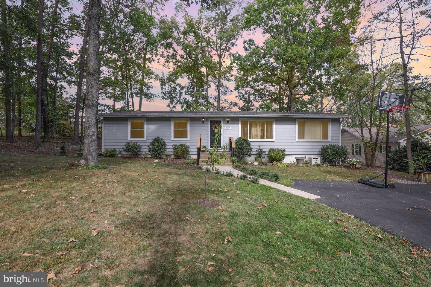 108 YORKTOWN BLVD, LOCUST GROVE, Virginia 22508, 3 Bedrooms Bedrooms, ,2 BathroomsBathrooms,Residential,For sale,108 YORKTOWN BLVD,VAOR2012492 MLS # VAOR2012492