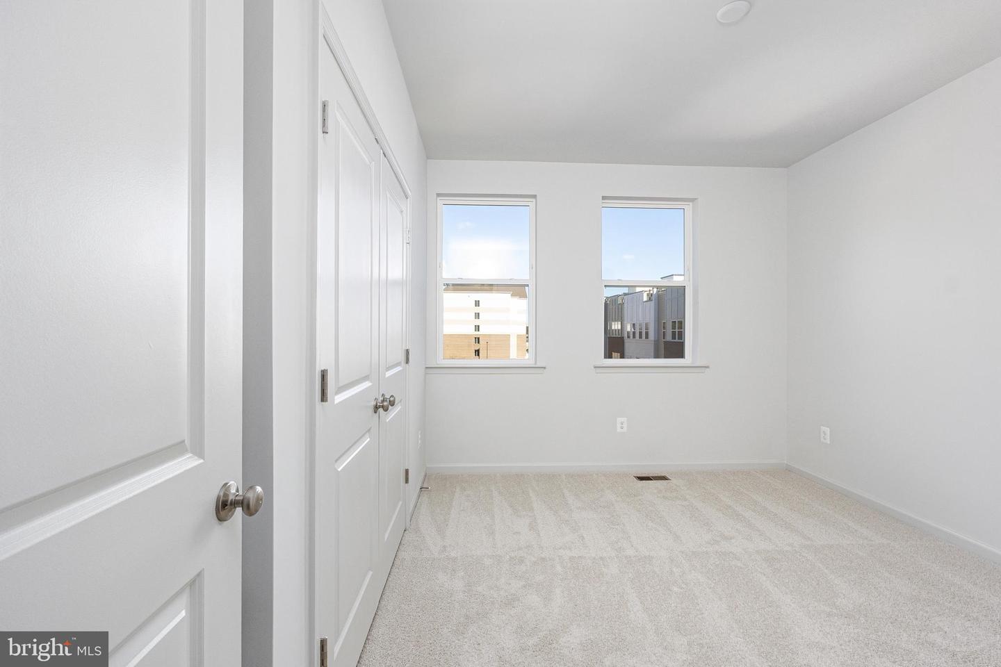 2506 NEABSCO COMMON PL, WOODBRIDGE, Virginia 22191, 3 Bedrooms Bedrooms, ,2 BathroomsBathrooms,Residential,For sale,2506 NEABSCO COMMON PL,VAPW2105556 MLS # VAPW2105556