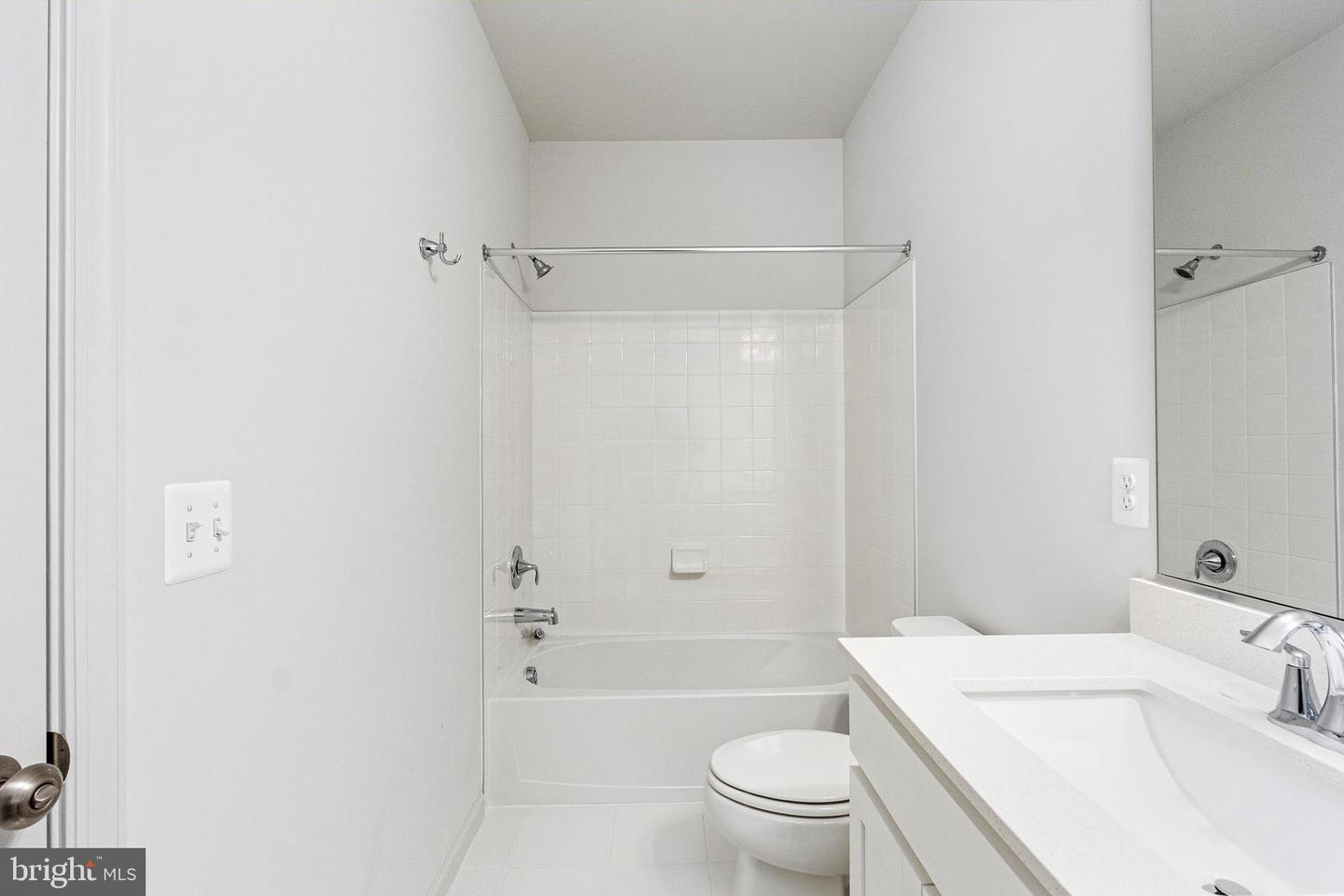 2506 NEABSCO COMMON PL, WOODBRIDGE, Virginia 22191, 3 Bedrooms Bedrooms, ,2 BathroomsBathrooms,Residential,For sale,2506 NEABSCO COMMON PL,VAPW2105556 MLS # VAPW2105556