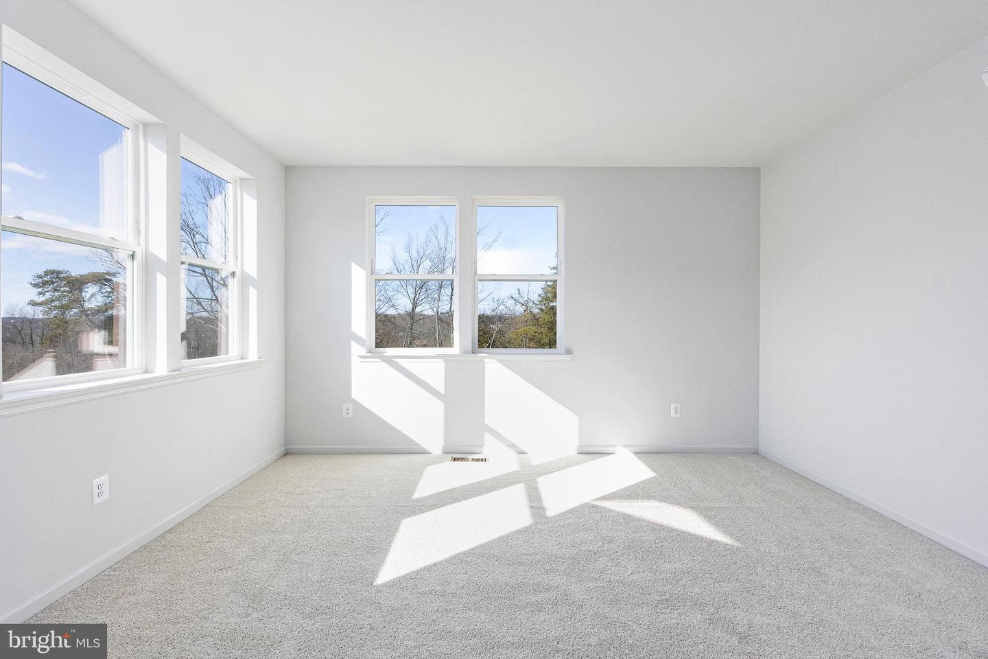 2506 NEABSCO COMMON PL, WOODBRIDGE, Virginia 22191, 3 Bedrooms Bedrooms, ,2 BathroomsBathrooms,Residential,For sale,2506 NEABSCO COMMON PL,VAPW2105556 MLS # VAPW2105556