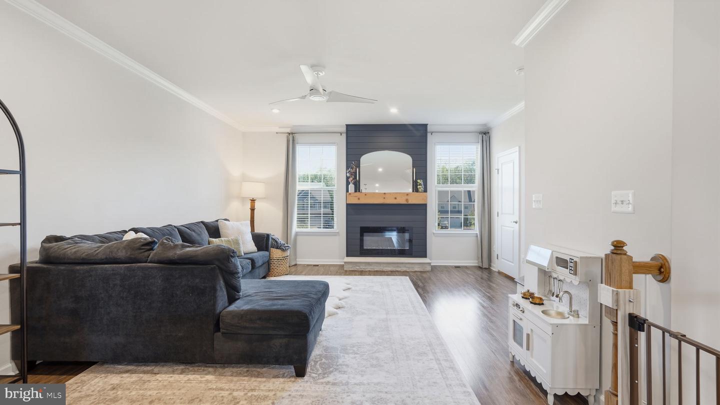 2190 HEMLOCK BAY RD, DUMFRIES, Virginia 22026, 4 Bedrooms Bedrooms, ,3 BathroomsBathrooms,Residential,For sale,2190 HEMLOCK BAY RD,VAPW2105562 MLS # VAPW2105562