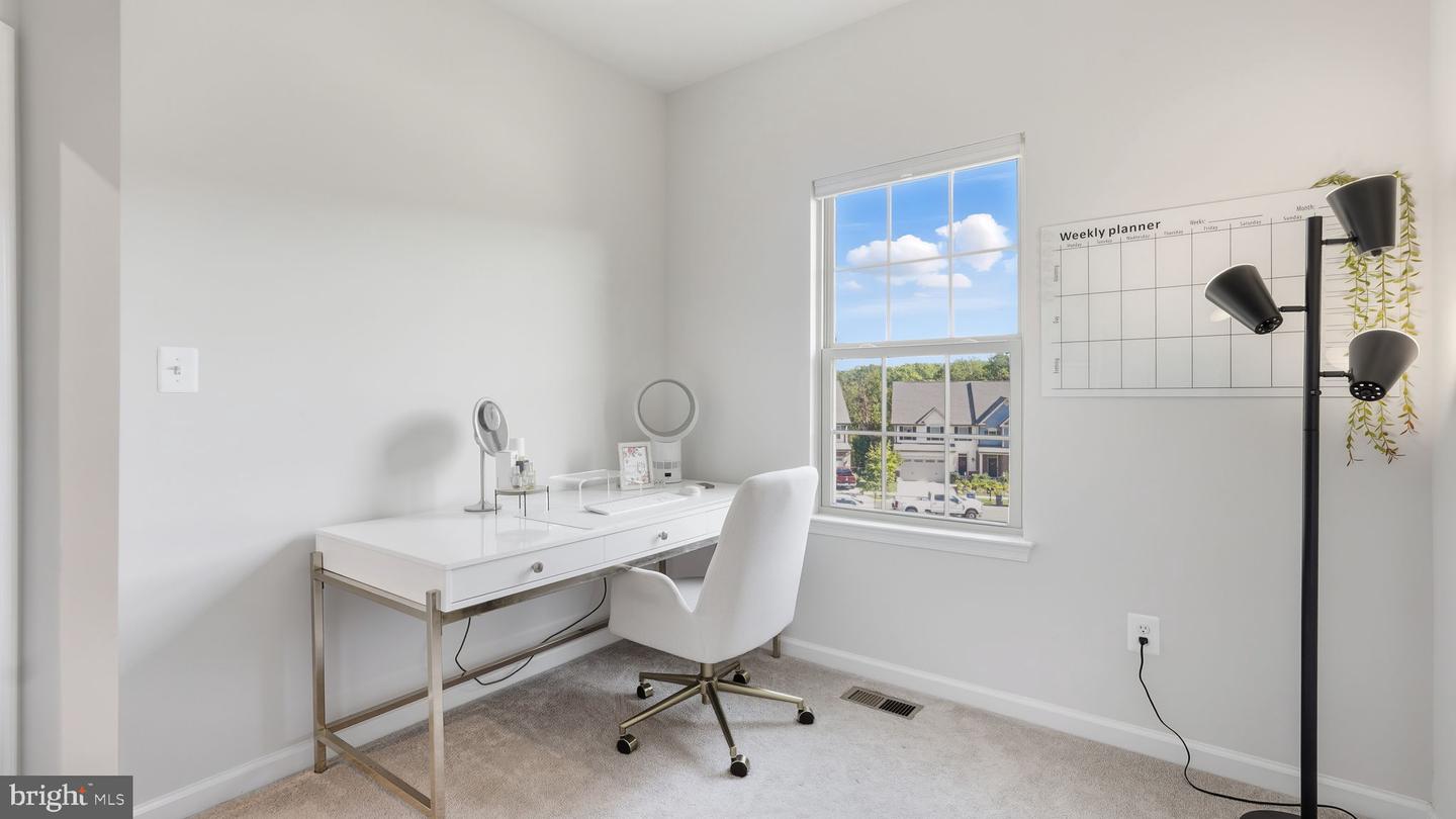 2190 HEMLOCK BAY RD, DUMFRIES, Virginia 22026, 4 Bedrooms Bedrooms, ,3 BathroomsBathrooms,Residential,For sale,2190 HEMLOCK BAY RD,VAPW2105562 MLS # VAPW2105562