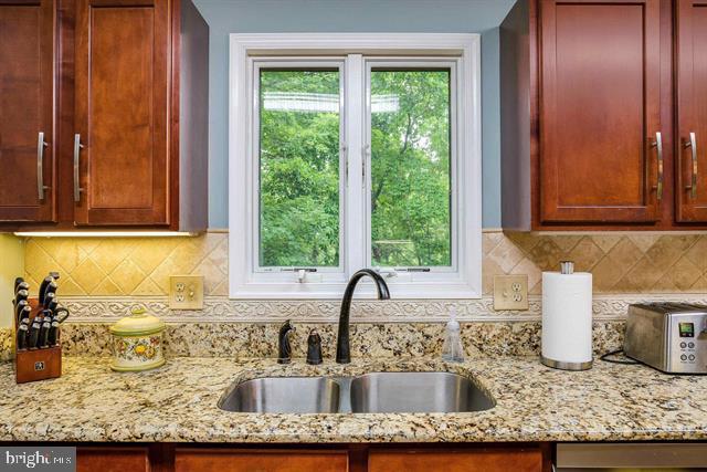258 TURKEY DR, MCGAHEYSVILLE, Virginia 22840, 6 Bedrooms Bedrooms, ,4 BathroomsBathrooms,Residential,For sale,258 TURKEY DR,VARO2002638 MLS # VARO2002638