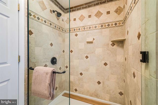 258 TURKEY DR, MCGAHEYSVILLE, Virginia 22840, 6 Bedrooms Bedrooms, ,4 BathroomsBathrooms,Residential,For sale,258 TURKEY DR,VARO2002638 MLS # VARO2002638