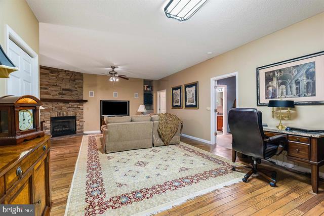 258 TURKEY DR, MCGAHEYSVILLE, Virginia 22840, 6 Bedrooms Bedrooms, ,4 BathroomsBathrooms,Residential,For sale,258 TURKEY DR,VARO2002638 MLS # VARO2002638