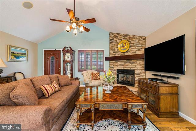 258 TURKEY DR, MCGAHEYSVILLE, Virginia 22840, 6 Bedrooms Bedrooms, ,4 BathroomsBathrooms,Residential,For sale,258 TURKEY DR,VARO2002638 MLS # VARO2002638