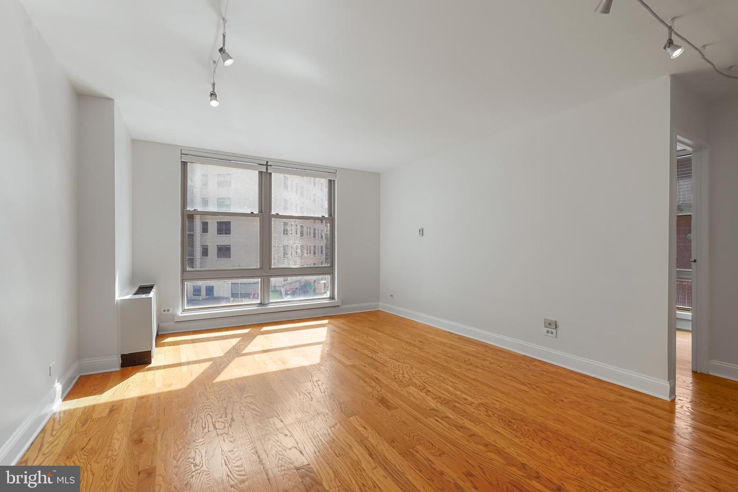 1260 21ST ST NW #306, WASHINGTON, District Of Columbia 20036, 1 Bedroom Bedrooms, ,1 BathroomBathrooms,Residential,For sale,1260 21ST ST NW #306,DCDC2226032 MLS # DCDC2226032