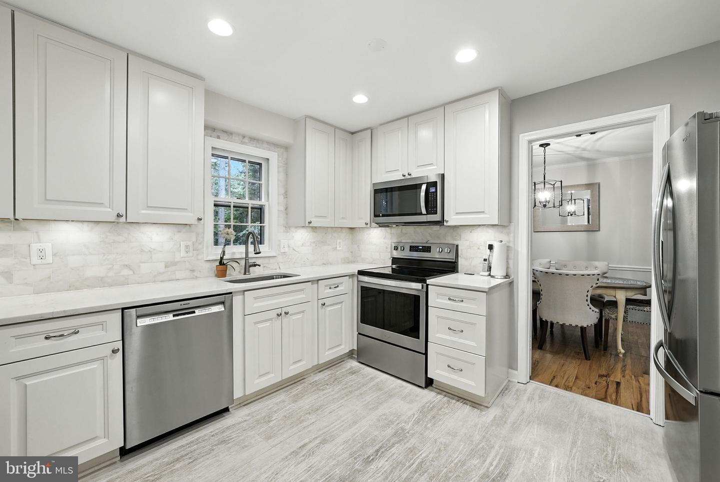12871 VALLEYWOOD DR, WOODBRIDGE, Virginia 22192, 4 Bedrooms Bedrooms, ,3 BathroomsBathrooms,Residential,For sale,12871 VALLEYWOOD DR,VAPW2105602 MLS # VAPW2105602