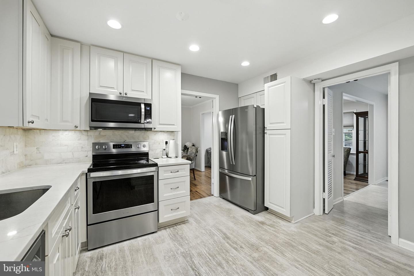 12871 VALLEYWOOD DR, WOODBRIDGE, Virginia 22192, 4 Bedrooms Bedrooms, ,3 BathroomsBathrooms,Residential,For sale,12871 VALLEYWOOD DR,VAPW2105602 MLS # VAPW2105602