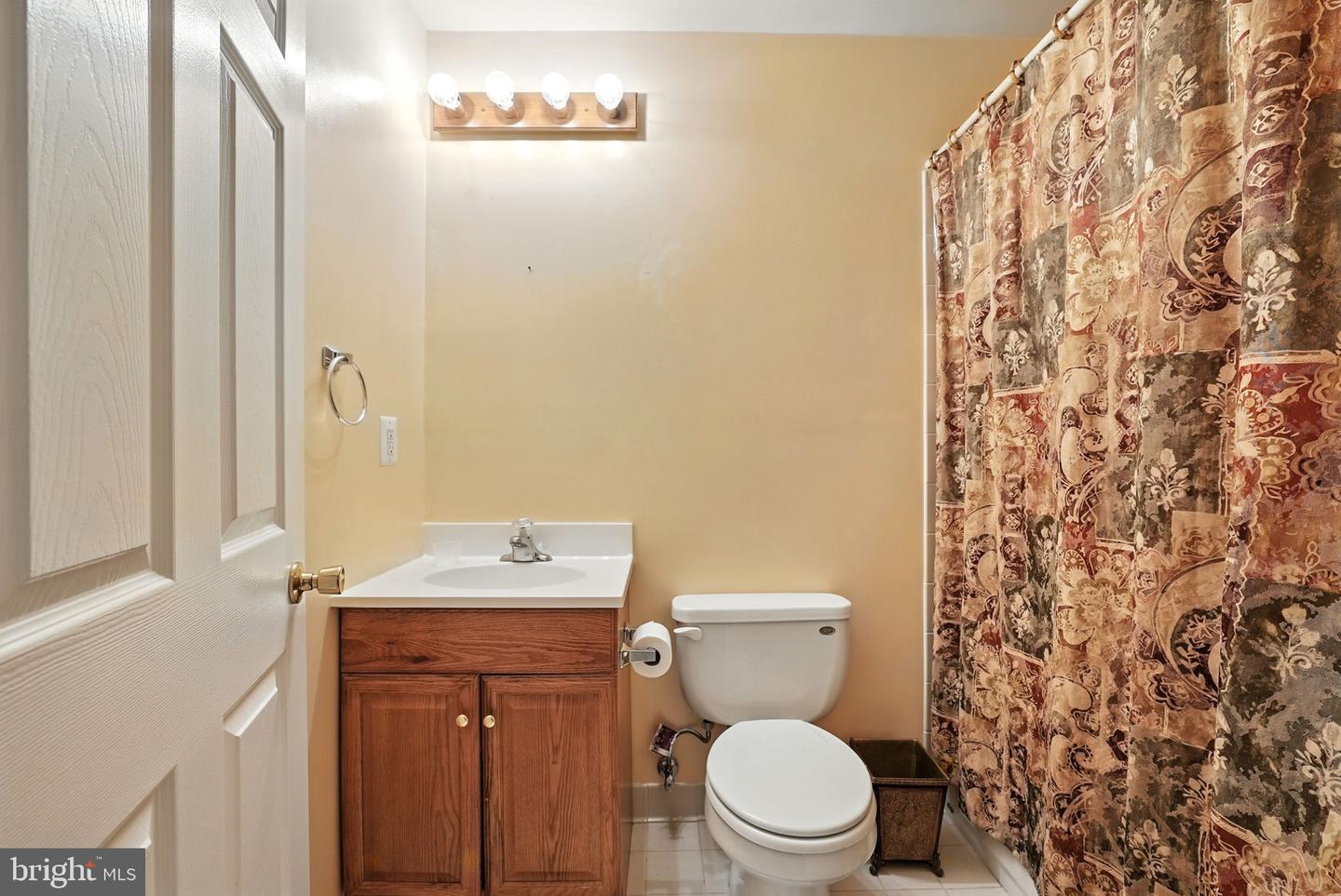 12871 VALLEYWOOD DR, WOODBRIDGE, Virginia 22192, 4 Bedrooms Bedrooms, ,3 BathroomsBathrooms,Residential,For sale,12871 VALLEYWOOD DR,VAPW2105602 MLS # VAPW2105602