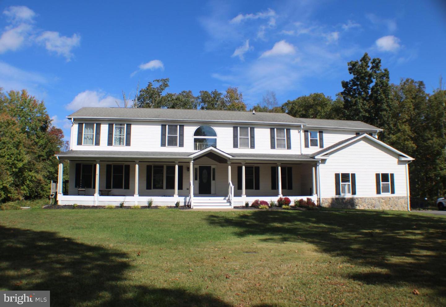 11520 FRANKLIN WOODS CT, NOKESVILLE, Virginia 20181, 5 Bedrooms Bedrooms, ,3 BathroomsBathrooms,Residential,For sale,11520 FRANKLIN WOODS CT,VAPW2105618 MLS # VAPW2105618