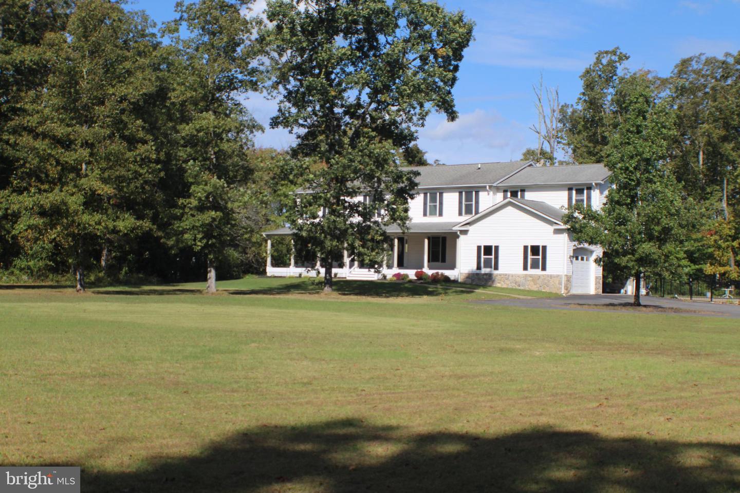 11520 FRANKLIN WOODS CT, NOKESVILLE, Virginia 20181, 5 Bedrooms Bedrooms, ,3 BathroomsBathrooms,Residential,For sale,11520 FRANKLIN WOODS CT,VAPW2105618 MLS # VAPW2105618