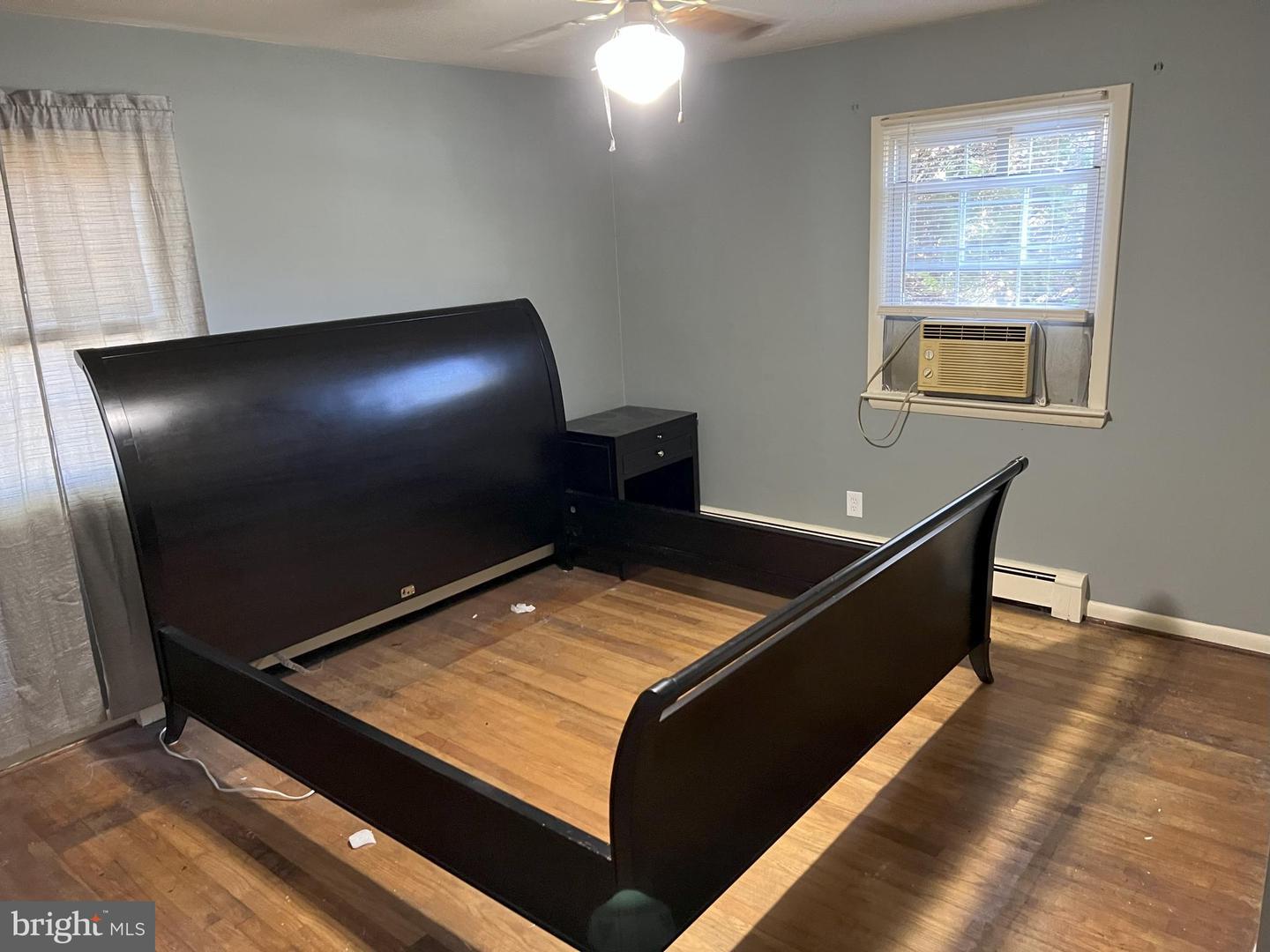 14302 W CATHARPIN RD, SPOTSYLVANIA, Virginia 22551, 3 Bedrooms Bedrooms, 9 Rooms Rooms,2 BathroomsBathrooms,Residential,For sale,14302 W CATHARPIN RD,VASP2036782 MLS # VASP2036782