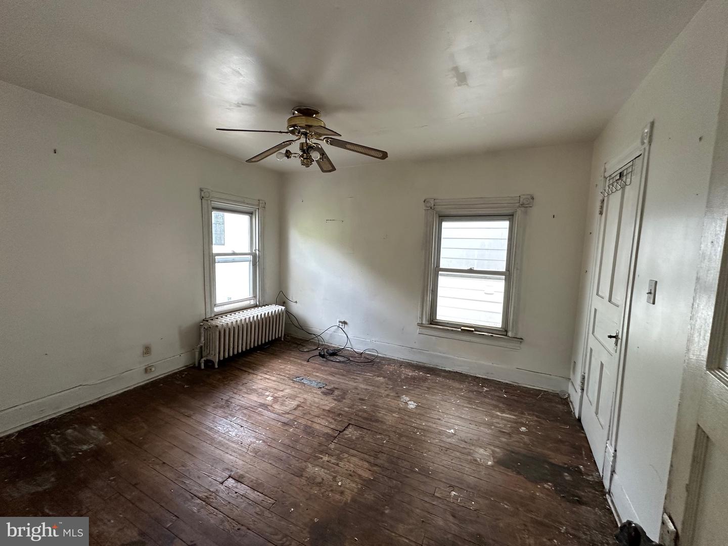 2628 MYRTLE AVE NE, WASHINGTON, District Of Columbia 20018, 3 Bedrooms Bedrooms, ,1 BathroomBathrooms,Residential,For sale,2628 MYRTLE AVE NE,DCDC2226080 MLS # DCDC2226080