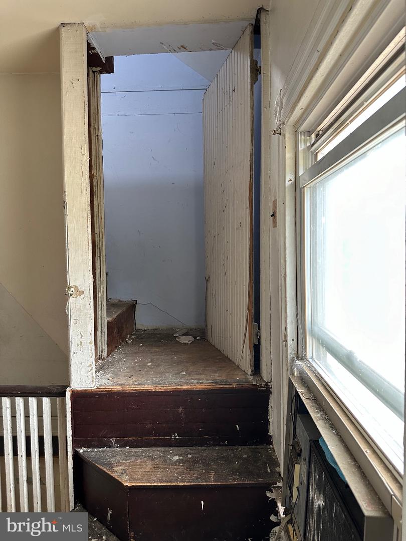 2628 MYRTLE AVE NE, WASHINGTON, District Of Columbia 20018, 3 Bedrooms Bedrooms, ,1 BathroomBathrooms,Residential,For sale,2628 MYRTLE AVE NE,DCDC2226080 MLS # DCDC2226080