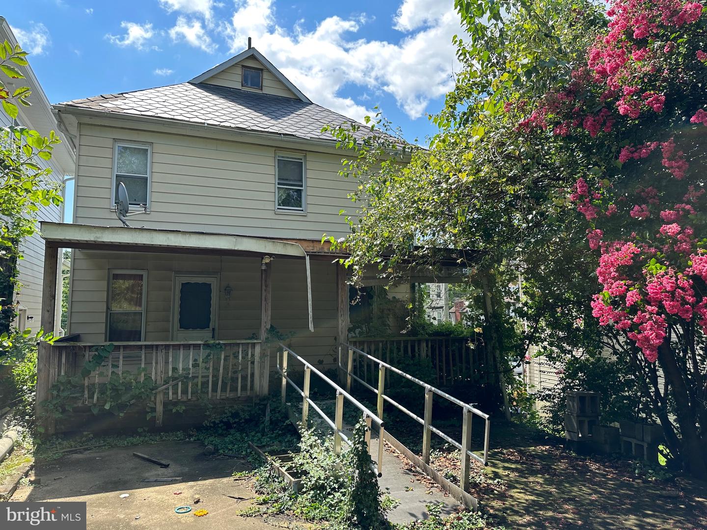 2628 MYRTLE AVE NE, WASHINGTON, District Of Columbia 20018, 3 Bedrooms Bedrooms, ,1 BathroomBathrooms,Residential,For sale,2628 MYRTLE AVE NE,DCDC2226080 MLS # DCDC2226080